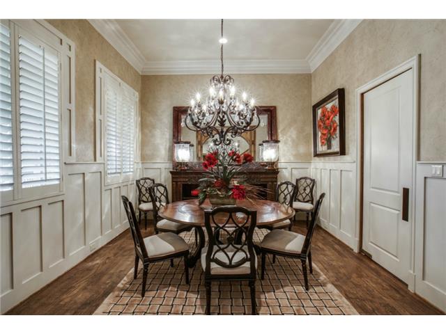 1724 Wisteria Way Dining