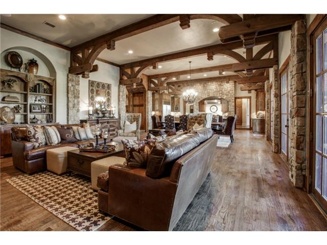 1724 Wisteria Way Great Room
