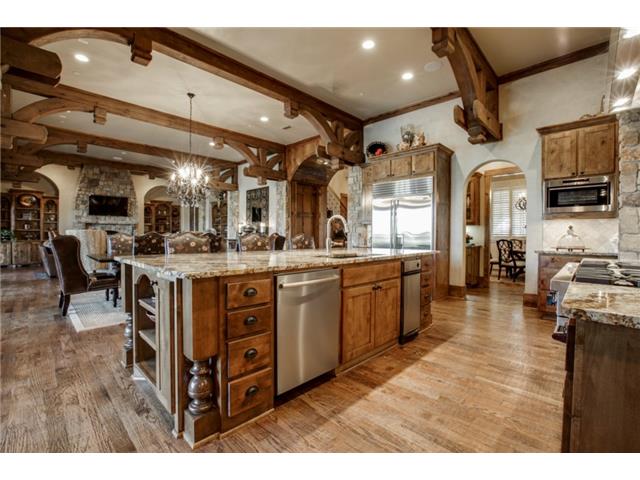 1724 Wisteria Way Kitchen 2