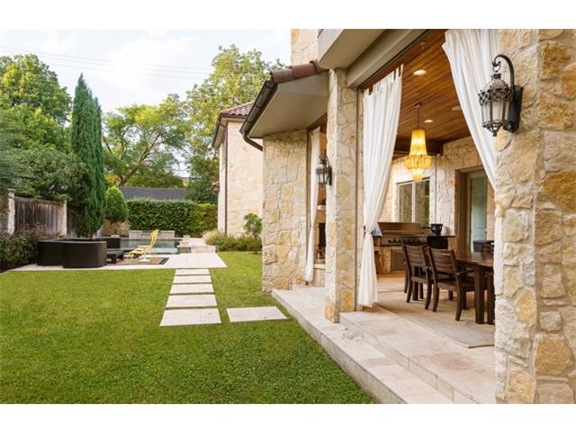 3612 Maplewood exterior