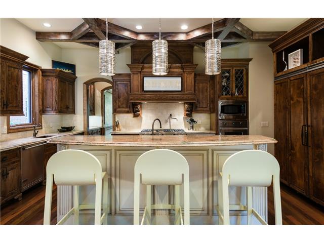 3612 Maplewood kitchen 2