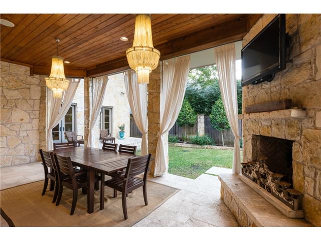 3612 Maplewood patio