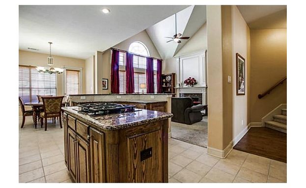 609 Stonebury Dr SL kit 2