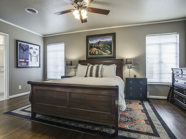 6159 Kenwood Master Bed
