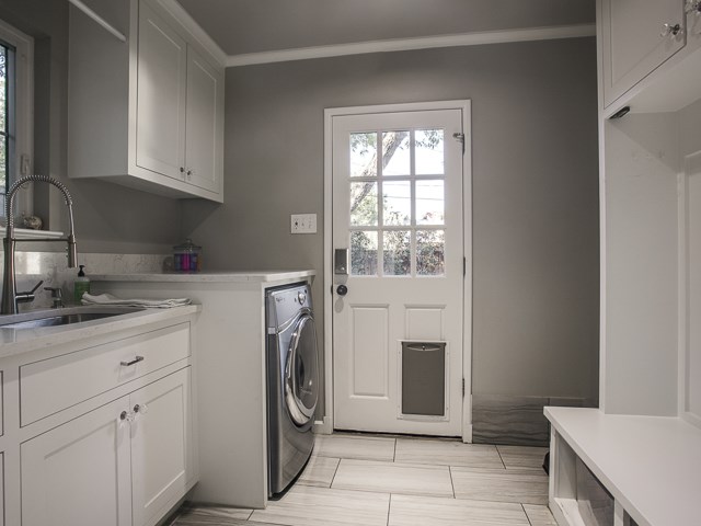 6159 Kenwood Mud room
