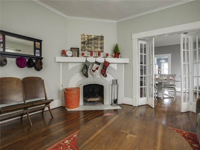 229 N Brighton D