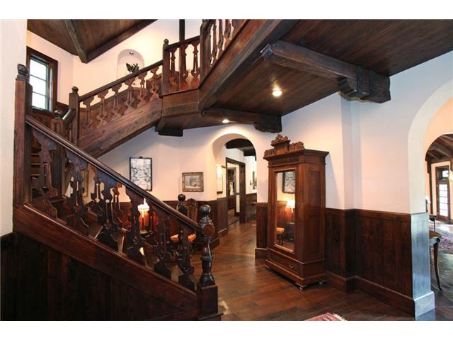 31 Stonebriar Way foyer