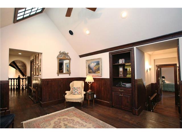 31 Stonebriar Way sitting