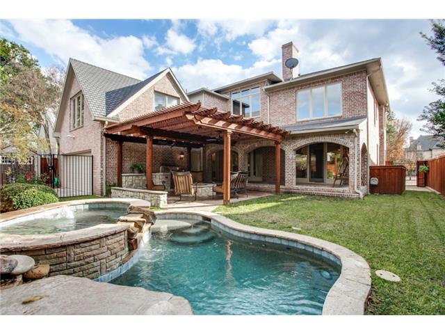 3416 Wentwood pool