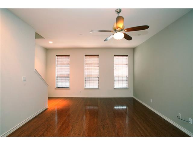15737 Seabolt F