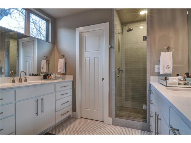 4135 Lively Master Bath