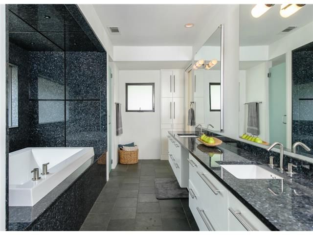 4445 College Park master bath