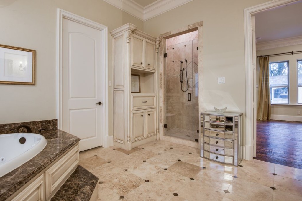 4612-isabella-ln-dallas-tx-High-Res-33.jpg
