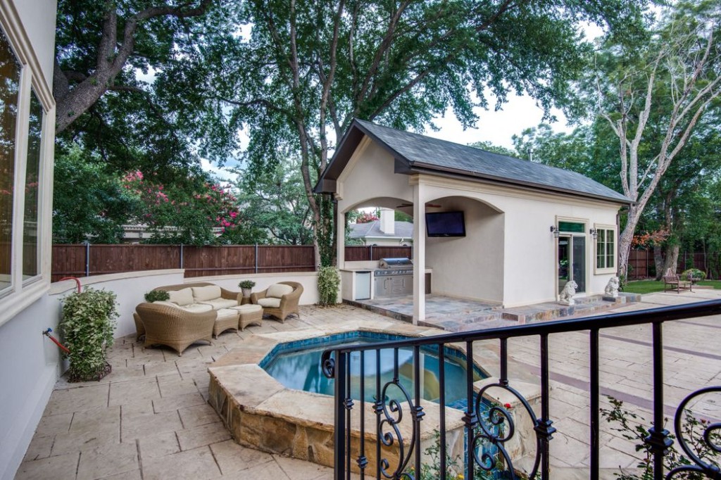 4612-isabella-ln-dallas-tx-High-Res-47.jpg