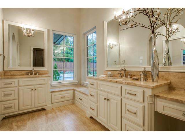 6831 Pemberton master baTH