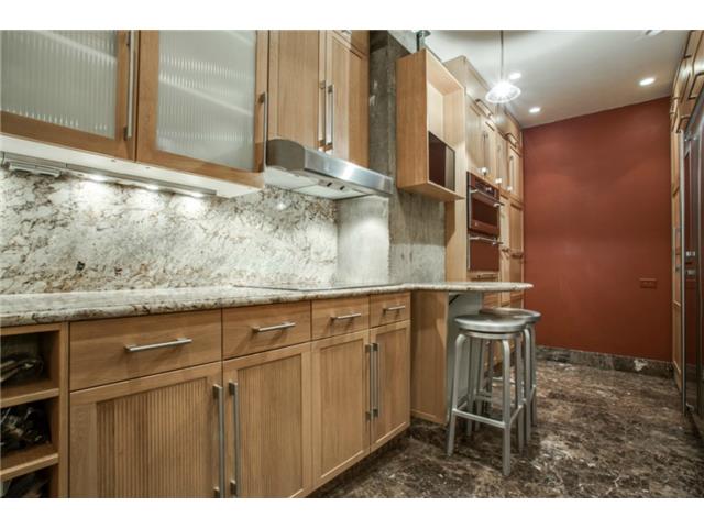 Athena unit 1416 Kitchen 2