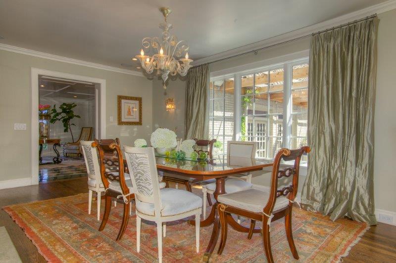 Crestline dining1