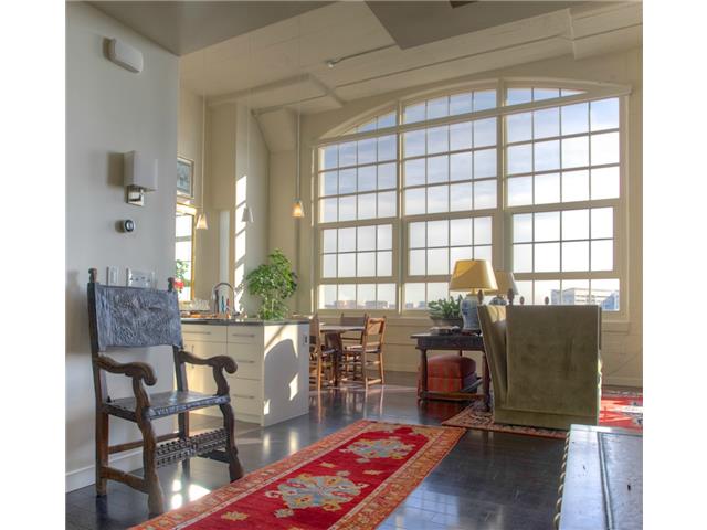 2600 W 7th ST #2738 Entry