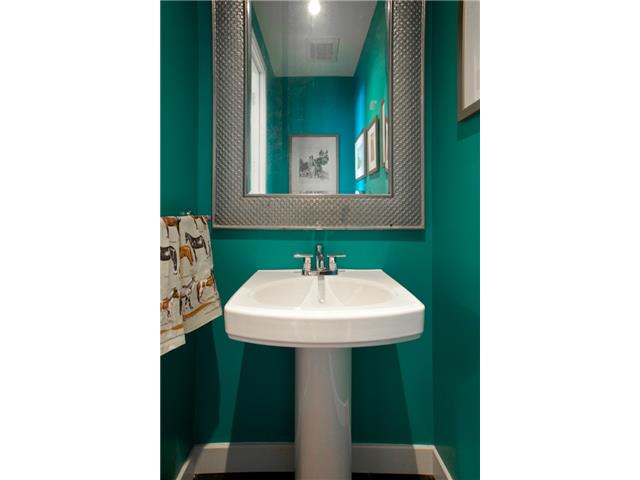 2600 W 7th ST #2738 Half Bath