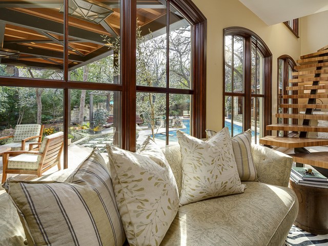 5344 Surrey Circle den