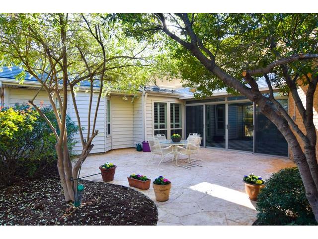 Patterned concrete patio