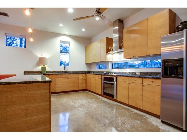 9562 Ash Creek Kitchen