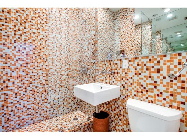 9562 Ash Creek Master Bath