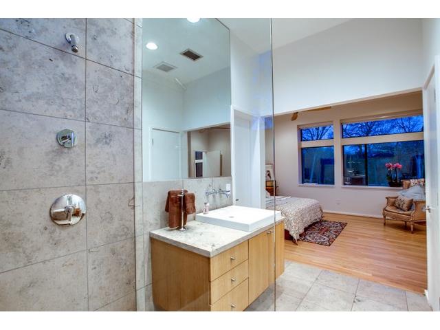 9562 Ash Creek Upstairs Bath 2