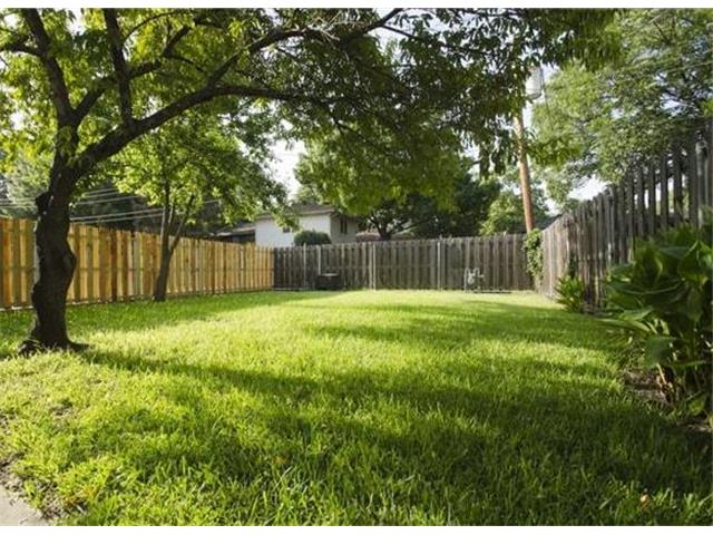 9937 Larchbrook Backyard