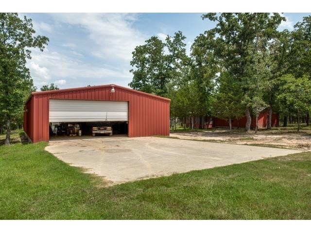 Huge metal building could be converted to a barn.Perfect for sto
