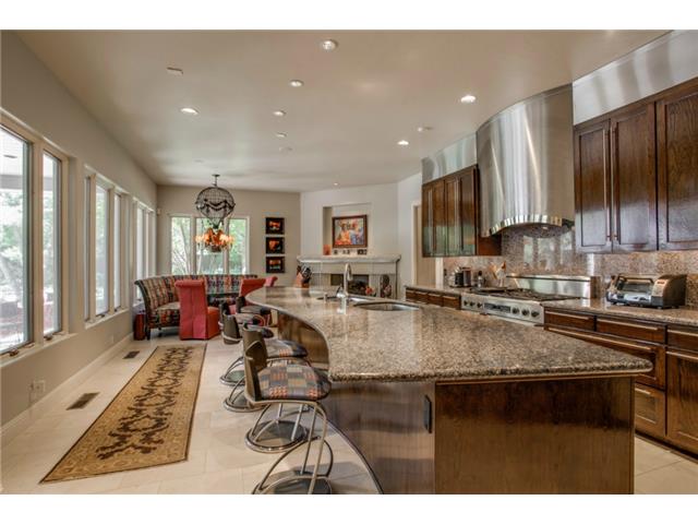 10427 Lennon kitchen