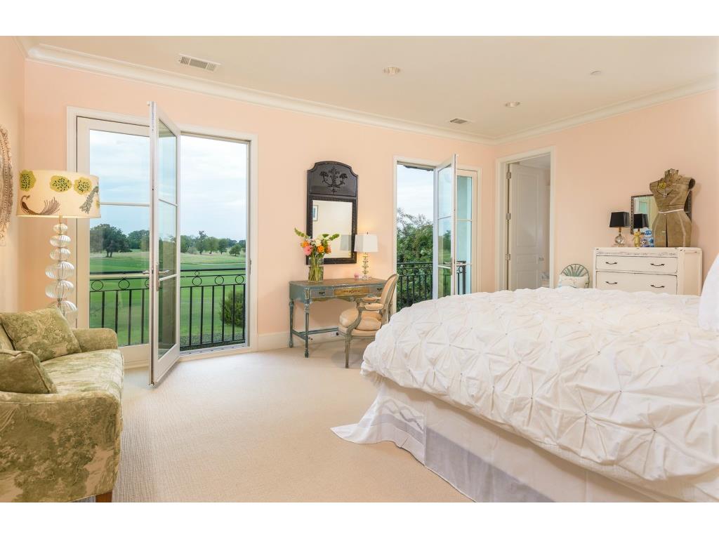 2104 cedar Elm Terr bedroom