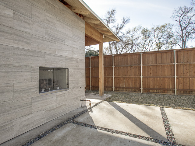 4050 Valley Ridge Fireplace