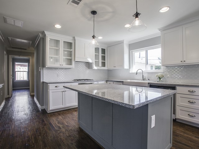 4050 Valley Ridge Kitchen 1