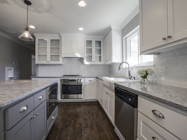 4050 Valley Ridge Kitchen 2