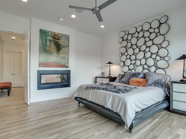 43 Downs Lake First Floor Suite 2