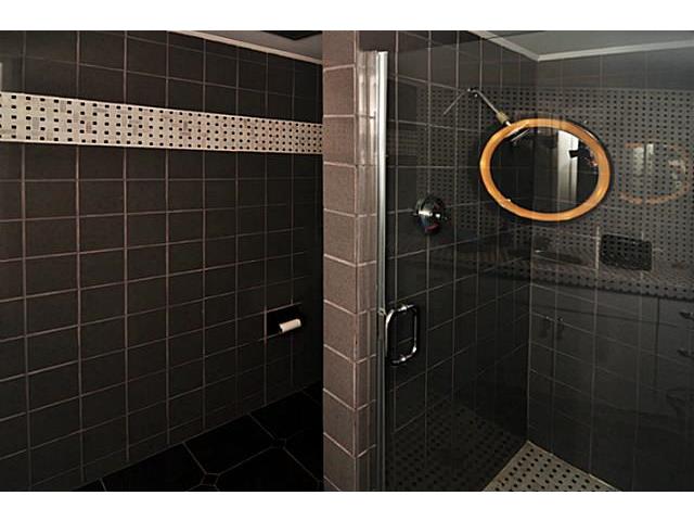 9729 Van Dyke Othe rBath 2