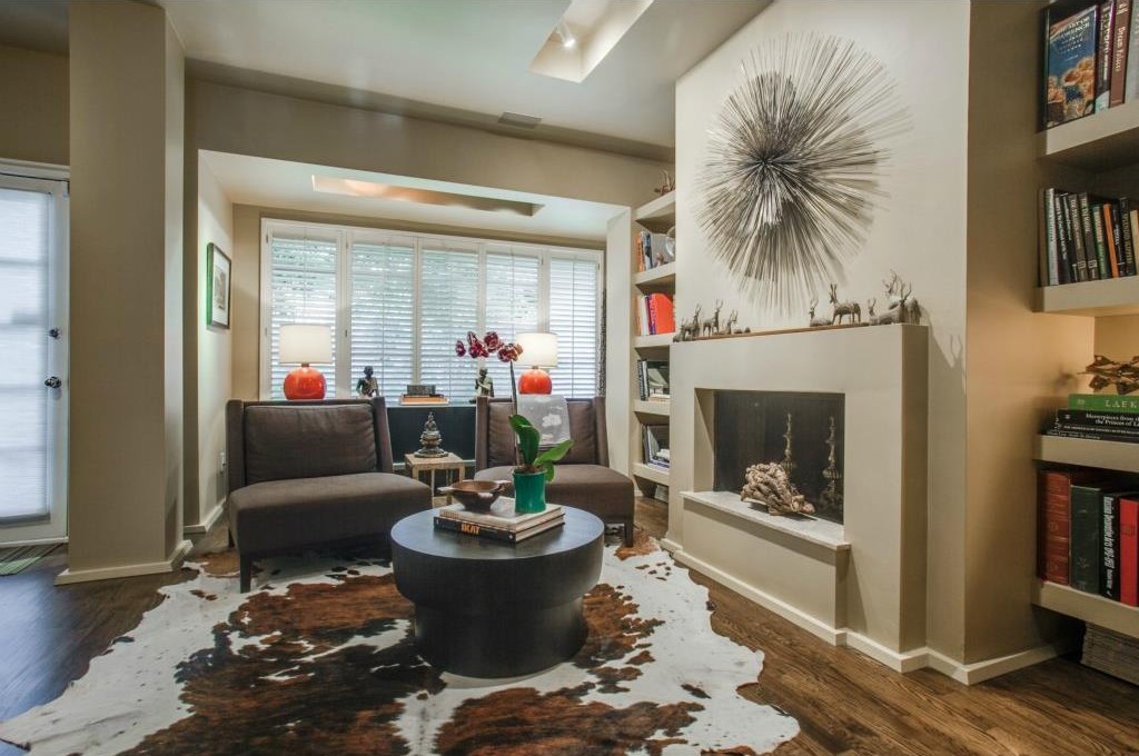 Oak Lawn townhome