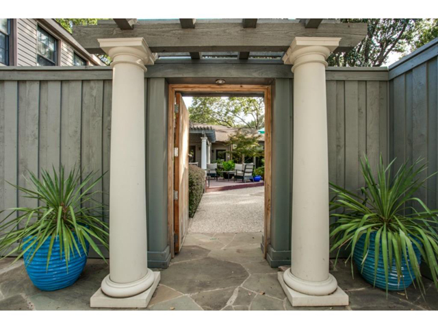 6701 Inwood Fence