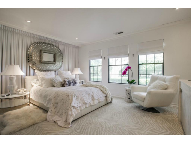 6701 Inwood Guest Bed