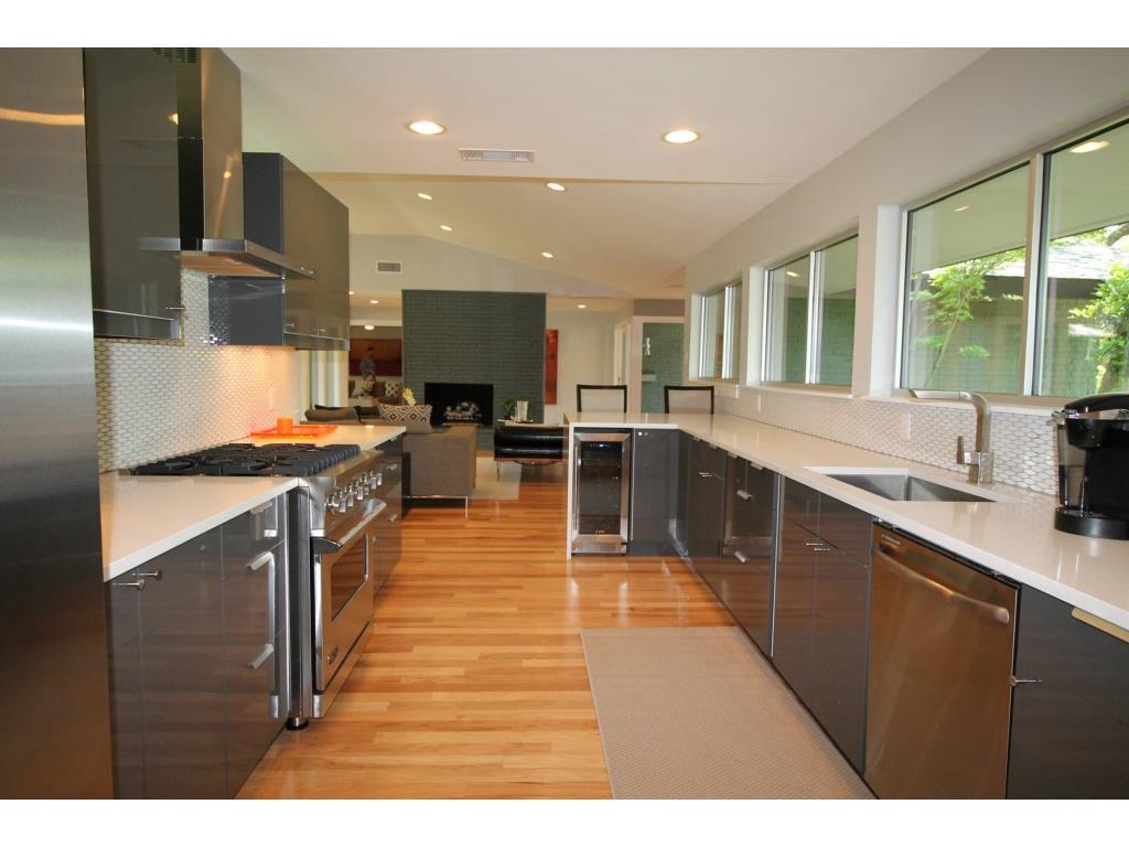 11316 Valleydale kitchen
