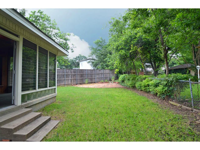 1418 Eastus Backyard