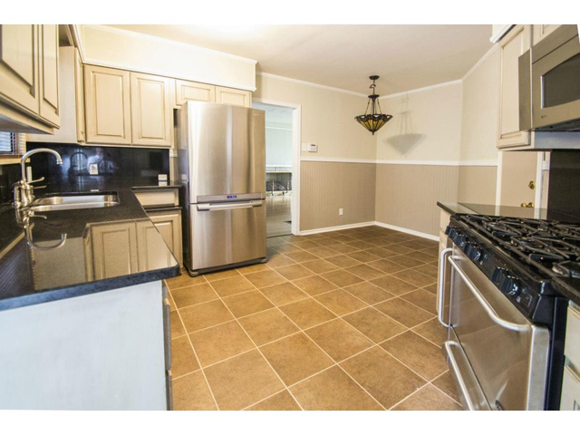 1418 Eastus Kitchen 2