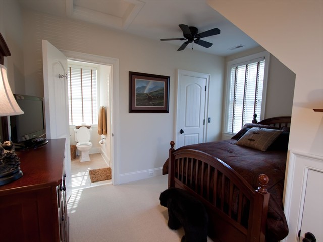 303_634765618041302186_HC 8 Bedroom 3_1600x1200