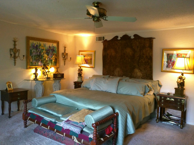 3909 Pyka master bed