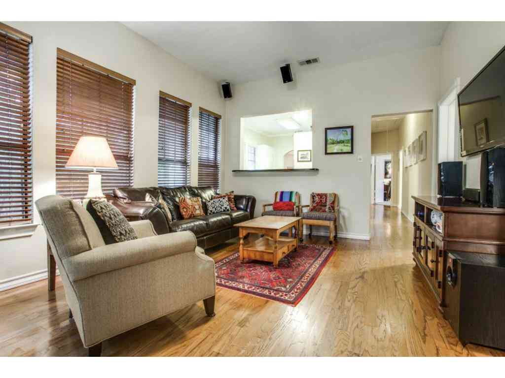 5800 Palo Pinto den 2