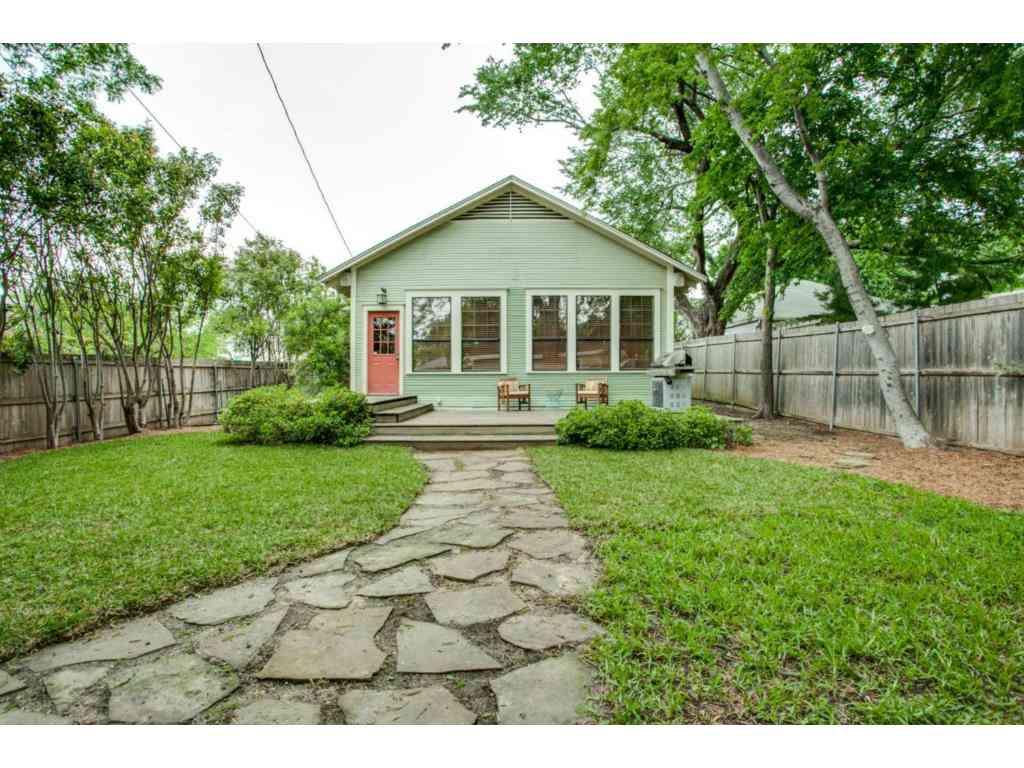 5800 Palo Pinto guest house 3