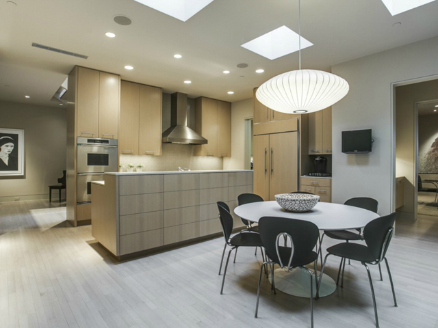 6035 Tulip Kitchen