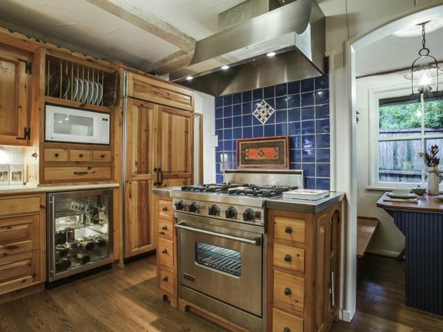 1125 Canterbury Kitchen breakfast