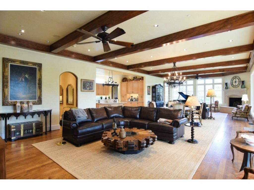 12258 Creek Forest great room